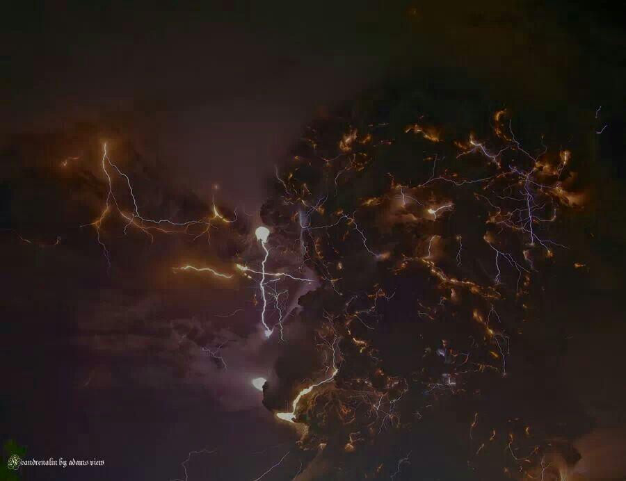 Kumpulan Foto Detik-detik Erupsi Gunung Kelud + Video