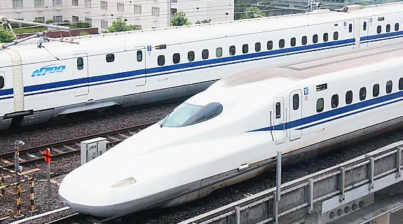 Indonesia Belum Siap Punya Kereta Sekelas &quot;Shinkansen&quot; (Menurut Ane)