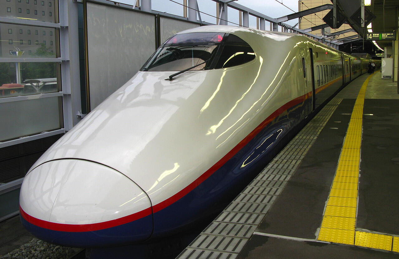 Indonesia Belum Siap Punya Kereta Sekelas &quot;Shinkansen&quot; (Menurut Ane)