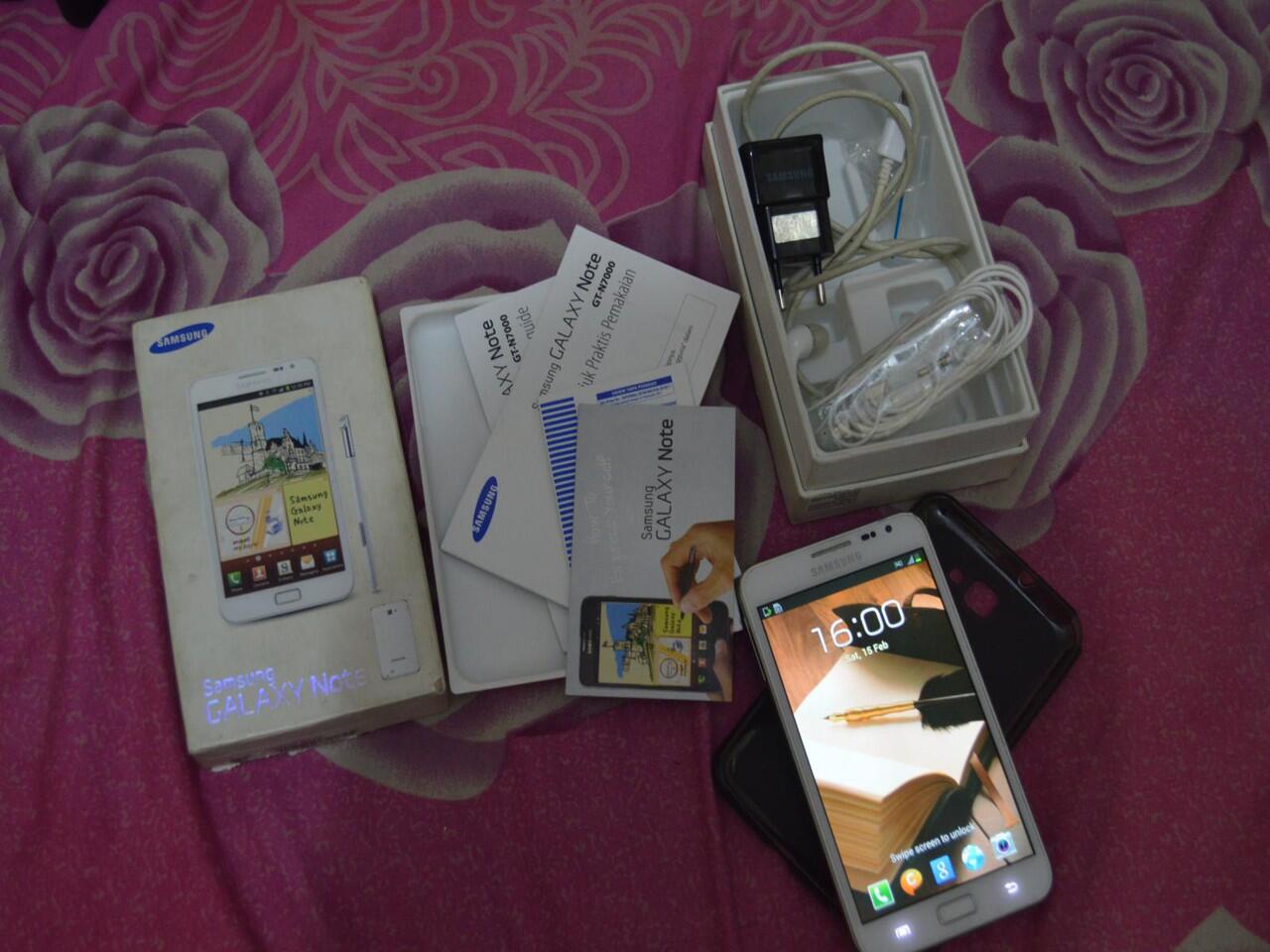 Jual cepat Samsung Galaxy Note 1 N7000 putih monggo mampir gan....