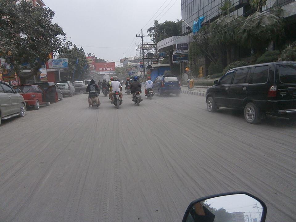 &#91;PIC&#93; Keadaan Kota Kediri Pasca Letusan Gunung Kelud (H+1)