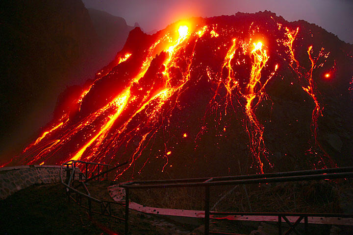 Sejuta Pesona Gunung kelud