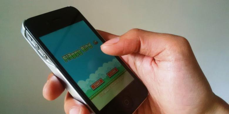 KISAH GAME &quot;FLAPPY BIRD&quot; DARI KELAHIRAN HINGGA KEMATIANNYA 