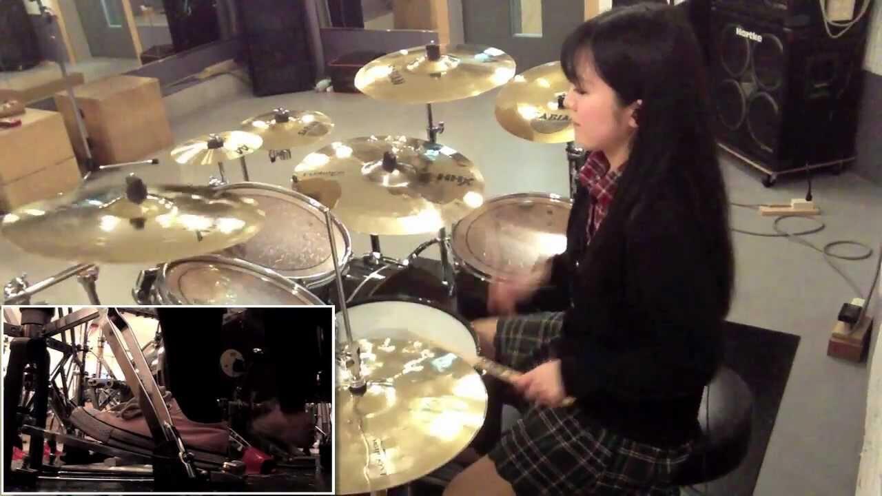 &#91;PICT&#93; The Best Female Drummer &#91;BB Dikit&#93;