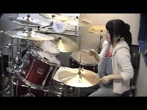 &#91;PICT&#93; The Best Female Drummer &#91;BB Dikit&#93;