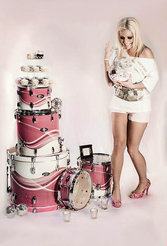 &#91;PICT&#93; The Best Female Drummer &#91;BB Dikit&#93;