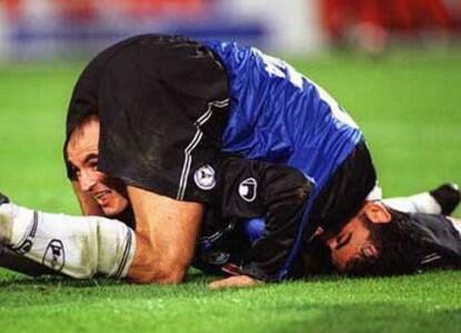 EKSPRESI LUCU DAN KEJAHILAN PARA PESEPAKBOLA GAN !!! CEKIDOT