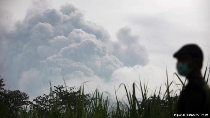 Kumpulan Foto Ini Jadi Saksi 'Amarah' Gunung Kelud. Cek gan #PrayForKelud