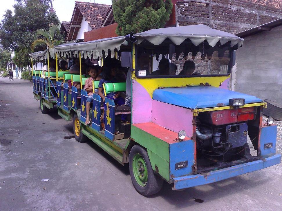 Menakjubkan! Inilah Desain Bis/Bus yang Keren dan Unik