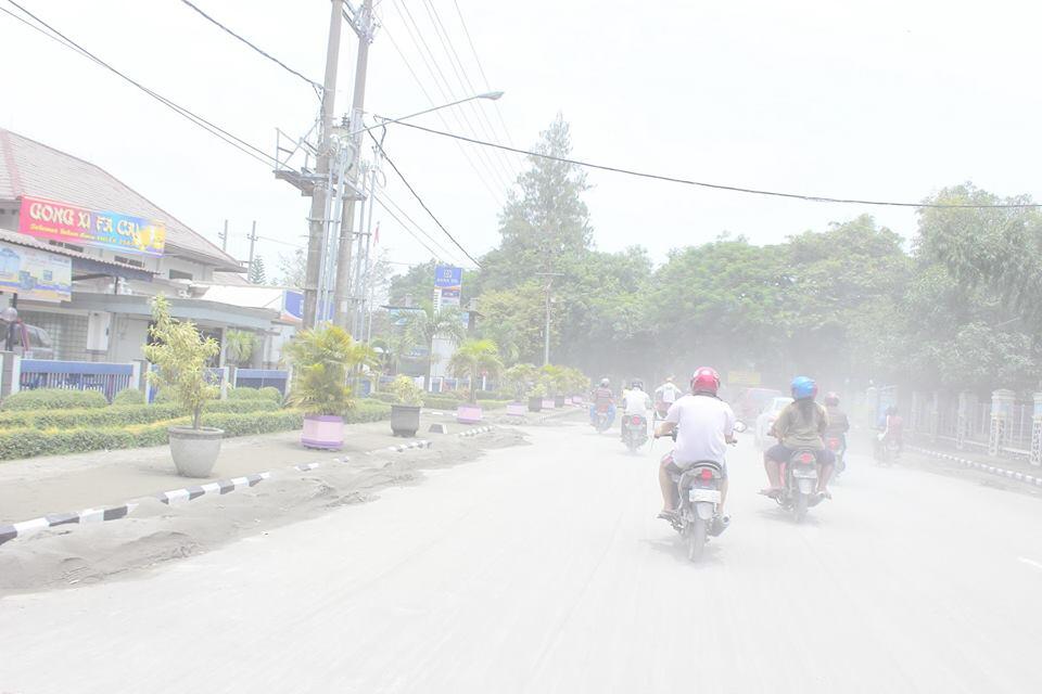 &#91;PIC&#93; Keadaan Kota Kediri Pasca Letusan Gunung Kelud (H+1)