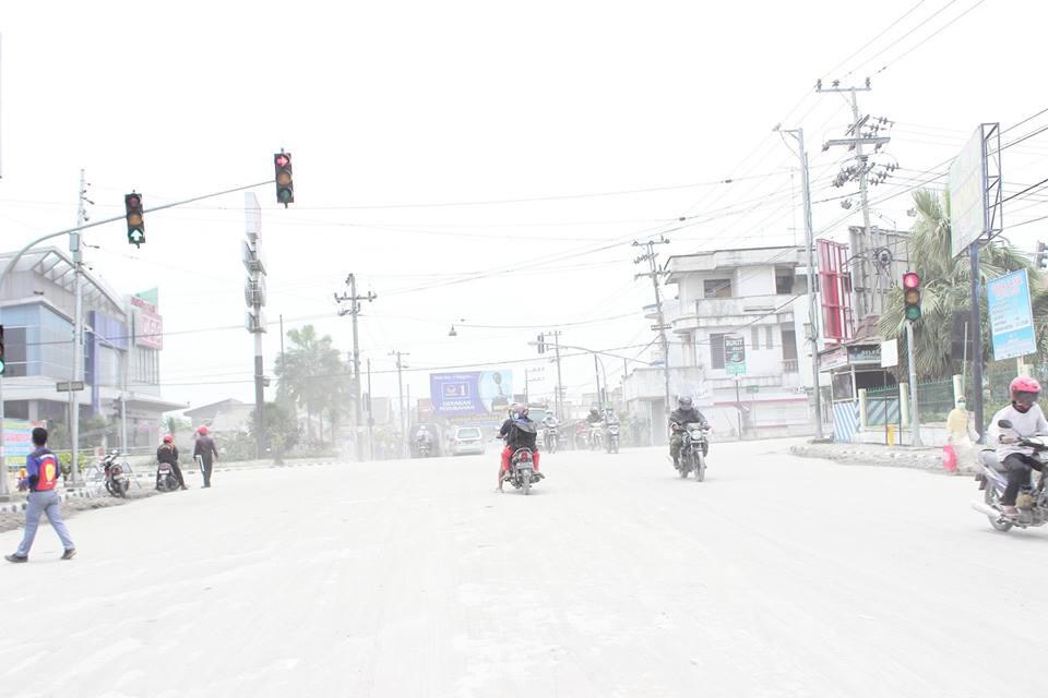 &#91;PIC&#93; Keadaan Kota Kediri Pasca Letusan Gunung Kelud (H+1)