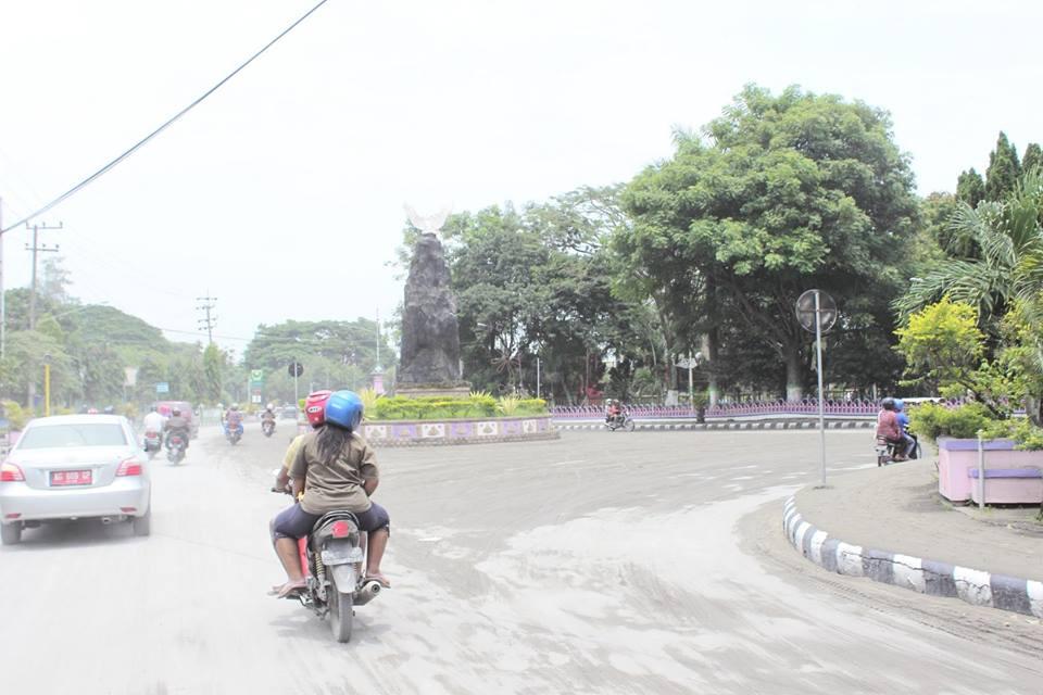 &#91;PIC&#93; Keadaan Kota Kediri Pasca Letusan Gunung Kelud (H+1)