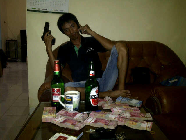 Raymond Filbert Labirinth cowo termodis dipalembang
