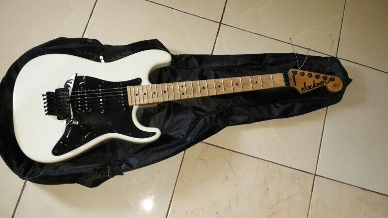 Gitar Radix Ges (Eet Sjahranie signature) like new.. muuuyyyuuussss
