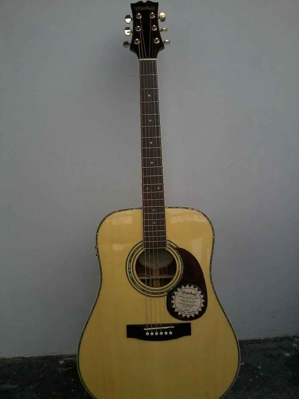 Terjual gitar akustik mitchell MD300S Original Usa  KASKUS
