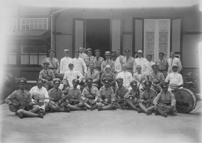 Kisah Foto-foto Terlarang di Jaman Kolonial Hindia Belanda