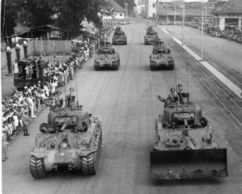 Foto-foto langka agresif militer Belanda dan 10 November Di Surabaya