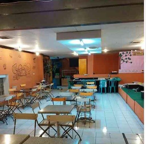 Cari tempat nongkrong asik, seru, dan murah? Coba aja ke Terserah Cafe
