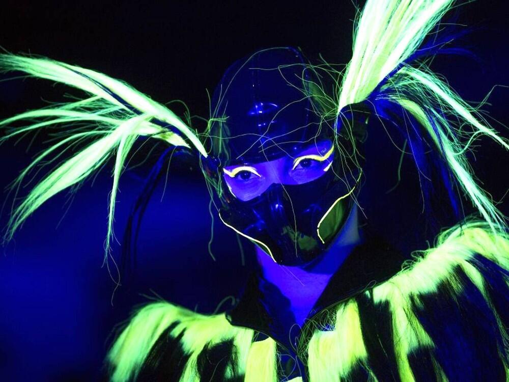 Ini baru Fashion, lain dari yang lain ! ( Nyeni banget gan )