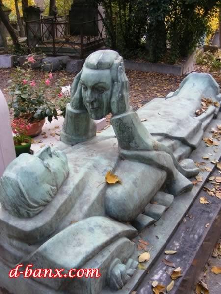 Makam dan Nisan Unik di Dunia 
