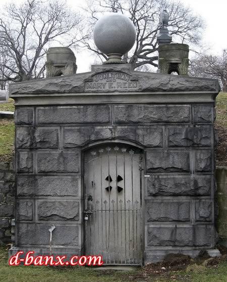 Makam dan Nisan Unik di Dunia 