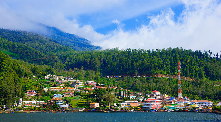 YUK GAN MAIN KE TELAGA SARANGAN - Telaga pasir MAGETAN