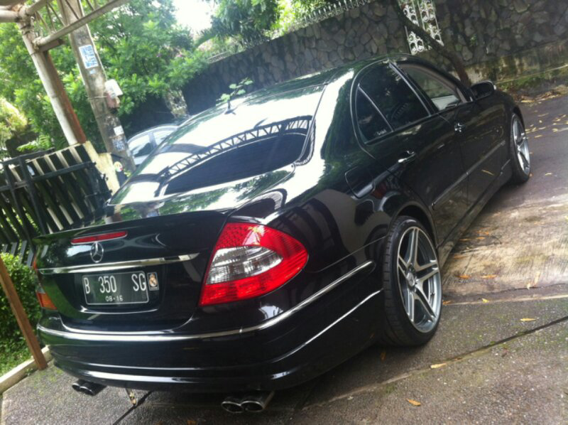 mercedes benz mercy e200 full amg 2005