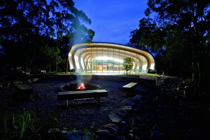 Arsitektur Modern Dan rumah tinggal