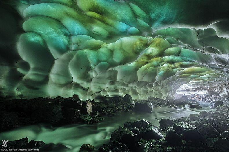 Tempat yang penuh warna ! Suatu keajaiban dari Alam .. ( Keren2 gan )