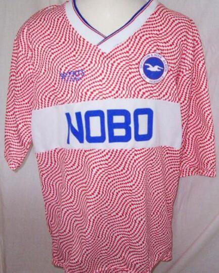 Jersey Klub Bola dgn Desain Absurd! Klub agan ada ga?