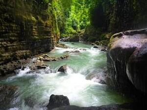 10 Tempat Wisata di Jawa Barat yang Pantas Dikunjungi