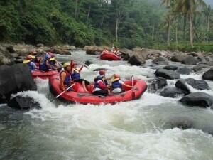 10 Tempat Wisata di Jawa Barat yang Pantas Dikunjungi