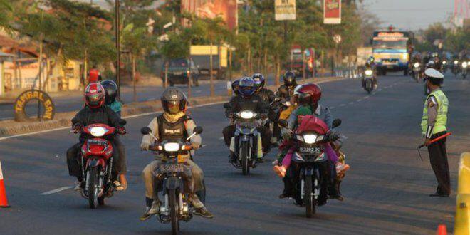 10 Jalanan Berhantu Paling Menakutkan di Indonesia!