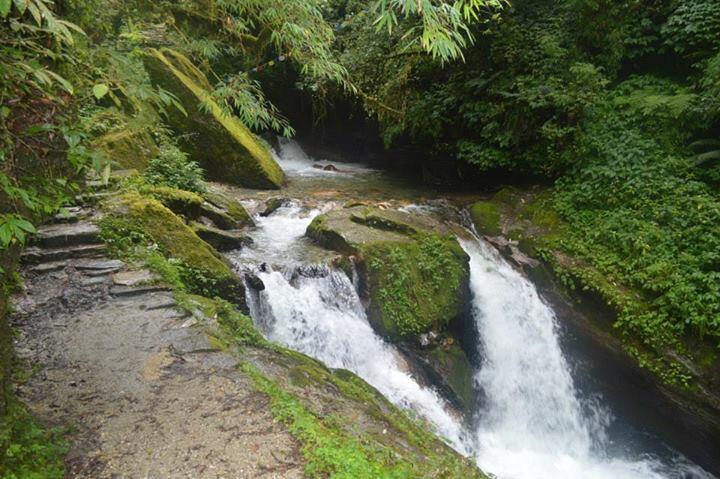 TREKKING MENUJU ABC VIA POON HILL ( perjalanan si kere di kawasan annapurna )