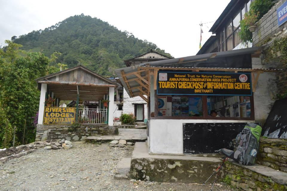 TREKKING MENUJU ABC VIA POON HILL ( perjalanan si kere di kawasan annapurna )