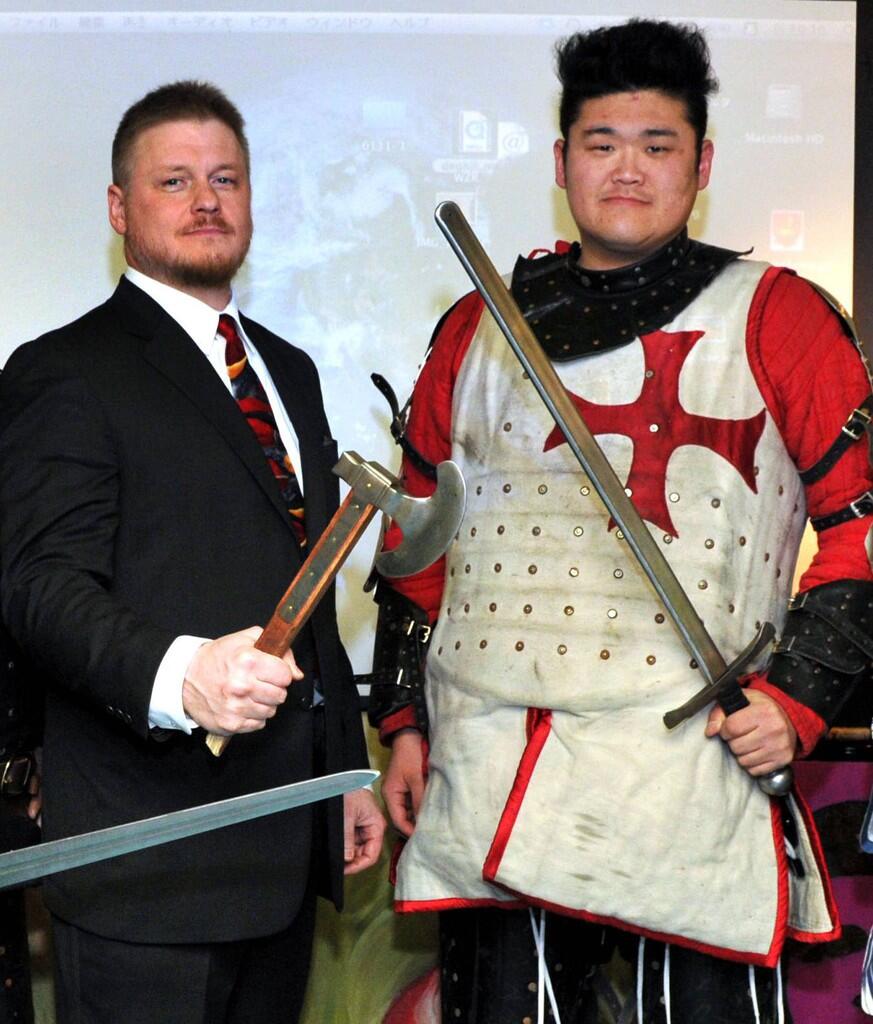 Ksatria vs samurai, siapakah yang akan menang?