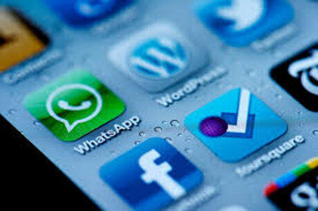 WhatsApp diakusisi Facebook USD 19 miliar