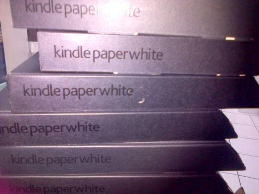 Ready Amazon Kindle Paperwhite dan Aksesoriesnya - Free Cod Jakarta