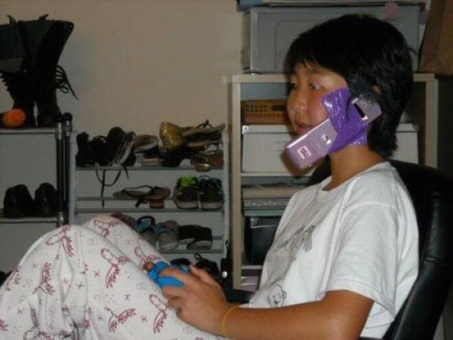 8 Foto Kegiatan Multitasking Manusia Paling Konyol , Cekimprot gan 