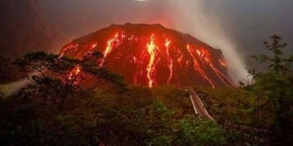 Kelud Masih Simpan 30 Juta Kubik Lahar Dingin