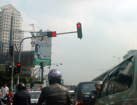 Apakah Di Lampu Merah Harus di beri Timer?? Gimana Pendapat Anda