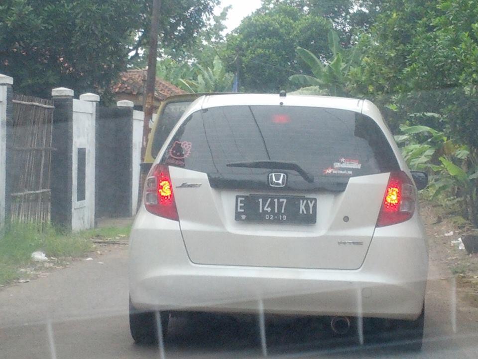 Surat Cinta utk Pemilik Honda Jazz putih E 1417 KY