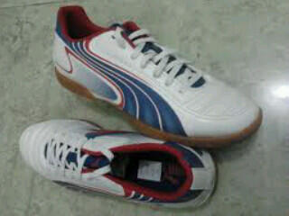 SEPATU FUTSAL PUMA POWER CAT 3.12 & PUMA V6.11, PUMA EVOSPEED SURABAYA.