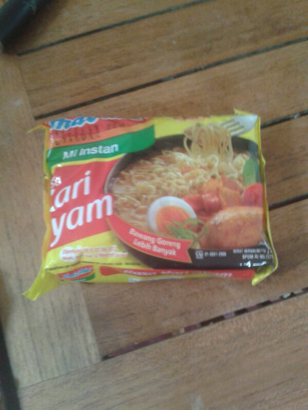 cara bikin ind*mie + nasi (iseng)