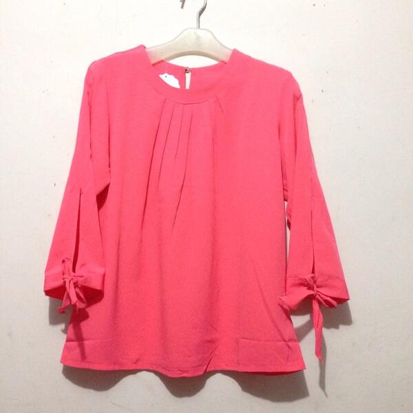 Terjual blus  cewek blazer  baju  batwing high quality 