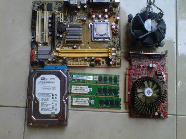 Jual Prosie Core2duo e4600,Ram ddr2,HDD (semarang)