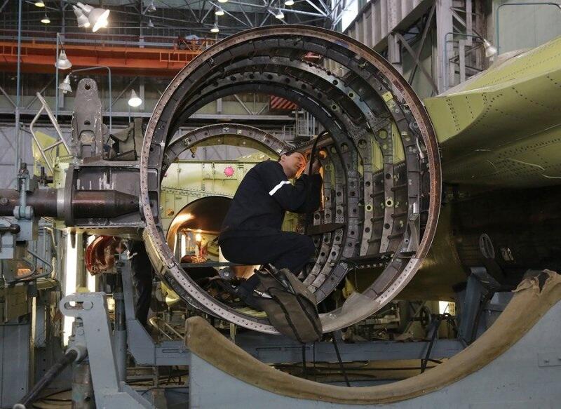 (Pic) Su - 35s dalam proses produksi.