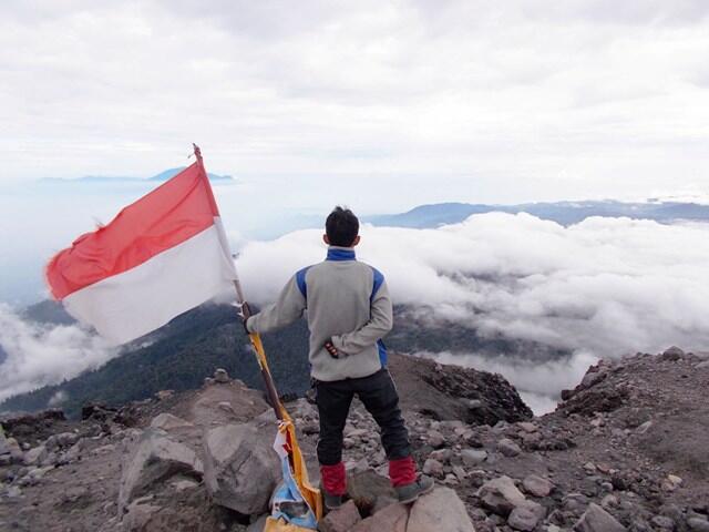 &#91;CATPER&#93; TIGA HARI MENGGAPAI MAHAMERU