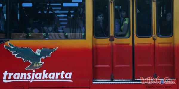 Hot News ! Transjakarta Berkarat, Jokowi Siap Diperiksa KPK