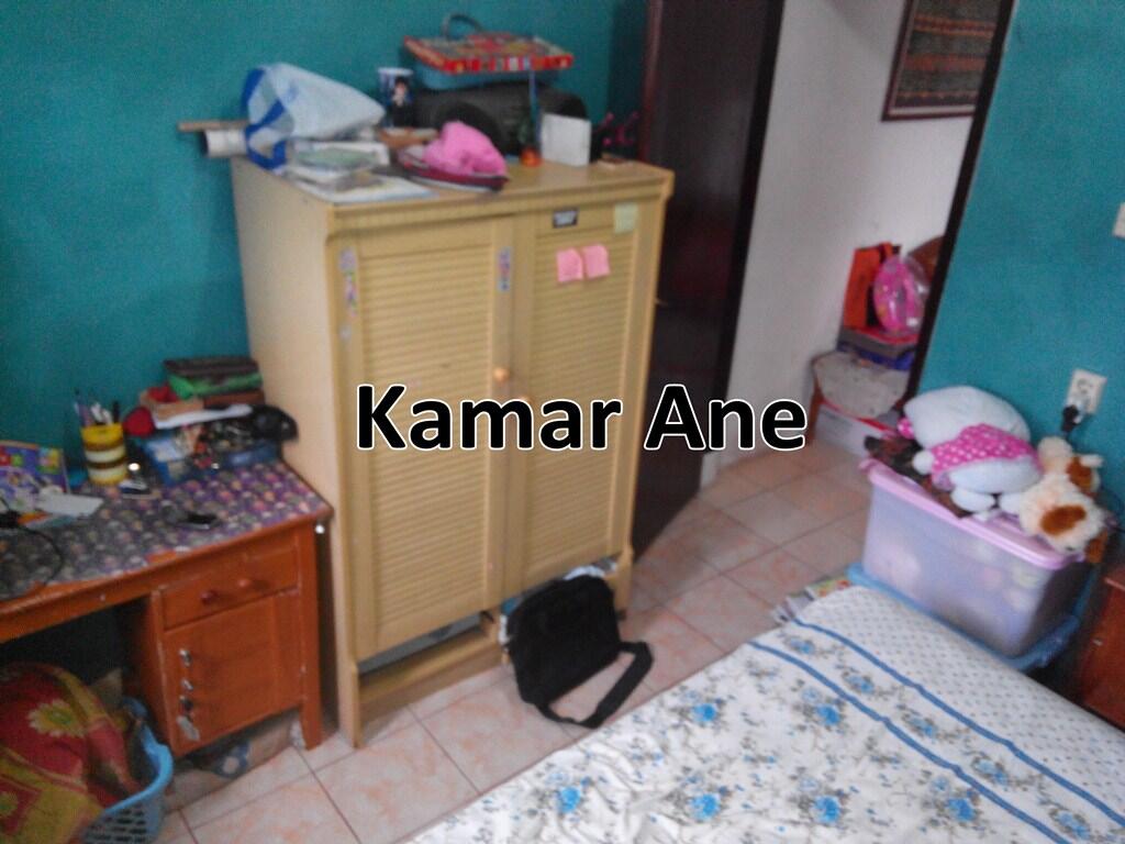 Para Sesepuh, tolong terawangin rumah ane dong. ko ane sering hilang uang yaaa (5x)